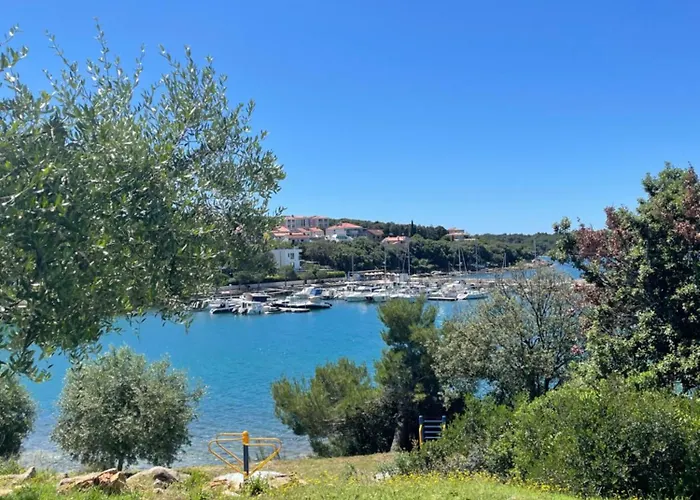 Antic 1 * Pjescana Uvala