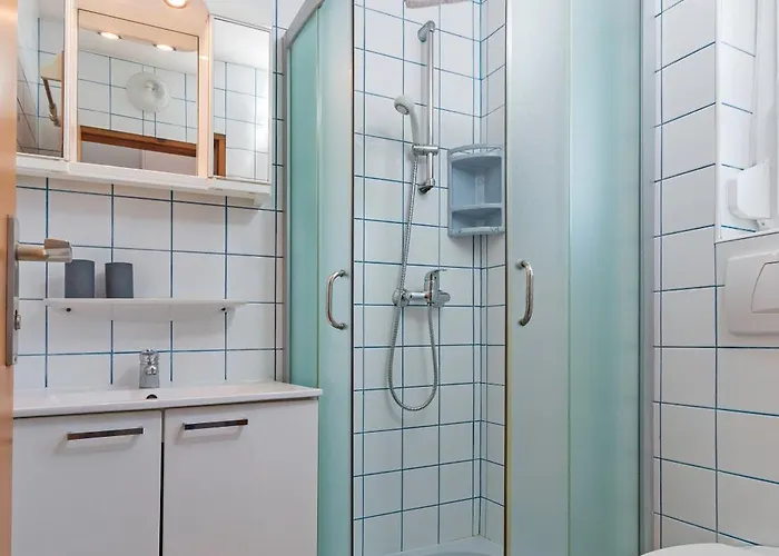 Antic 1 * Pjescana Uvala