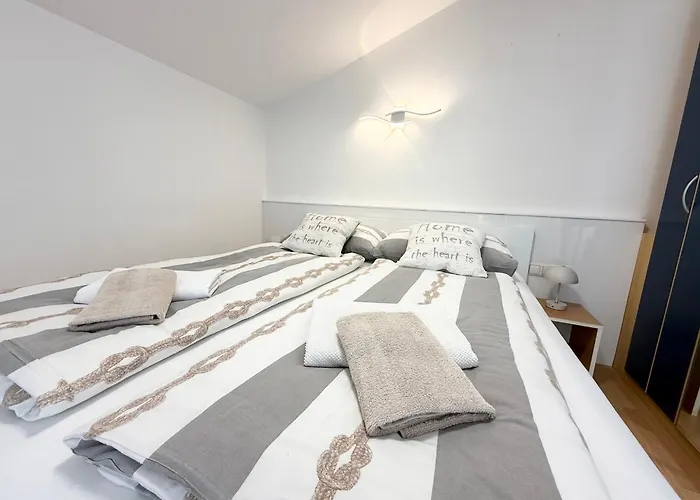 Antic 1 Apartament