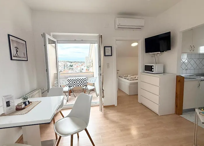 Antic 1 * Pjescana Uvala